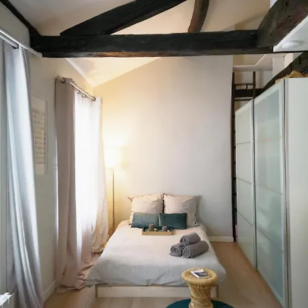 Проживание в семье Cosy Saint Paul *